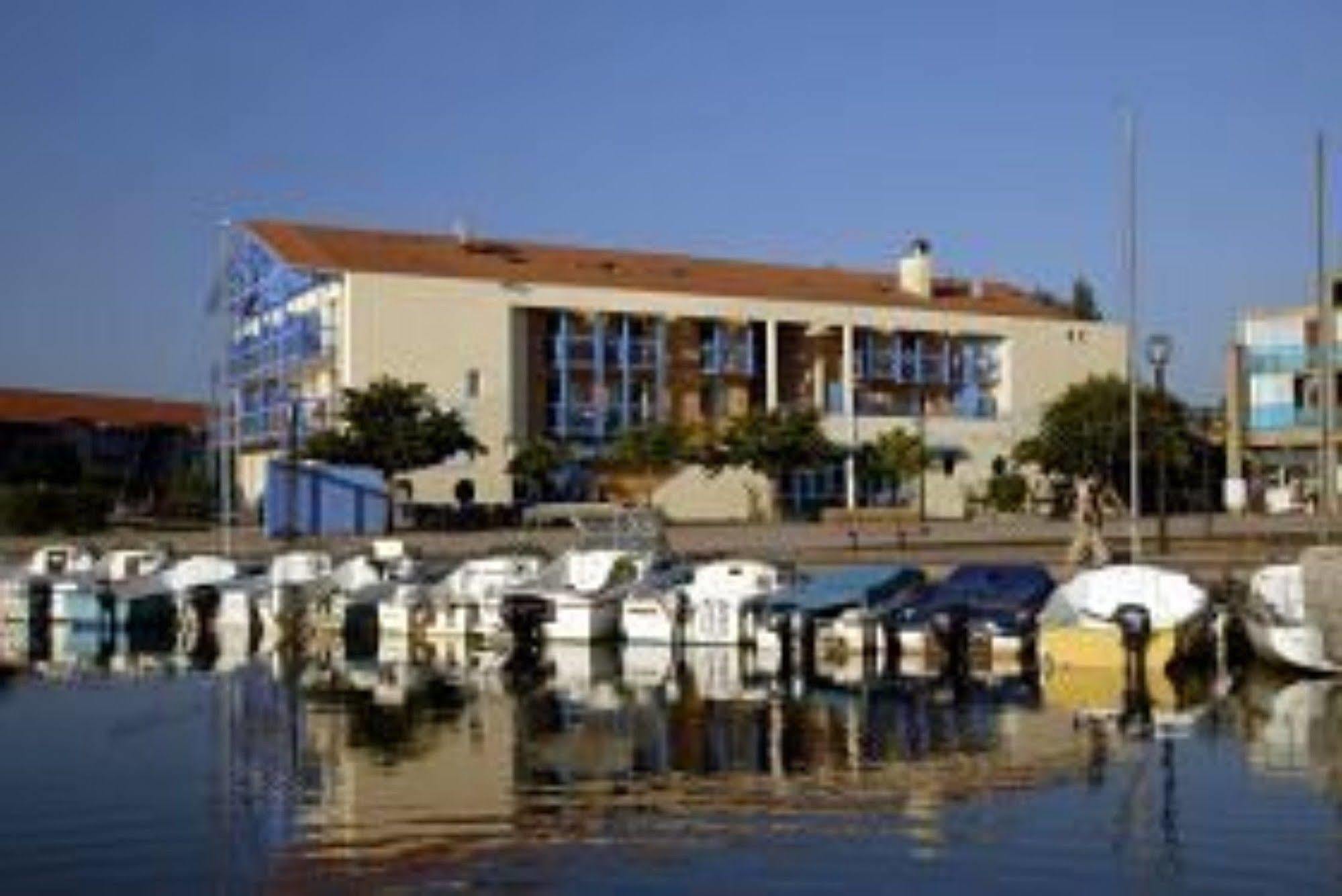 Odalys Du Port Holiday park Hourtin